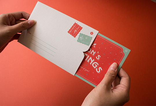 greeting cards and their corresponding packaging