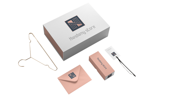 custom apparel packaging