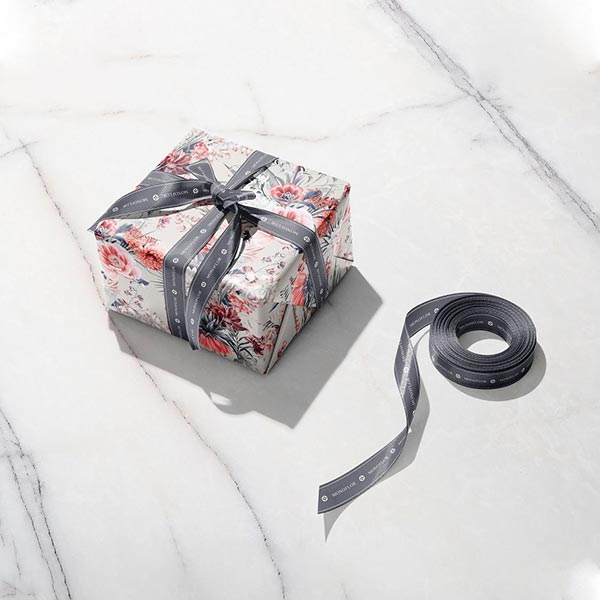 Four Corner Gift Box