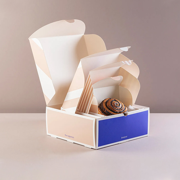 pastry boxes with logo